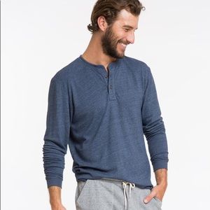 Marine Layer Men’s Navy Blue long sleeve